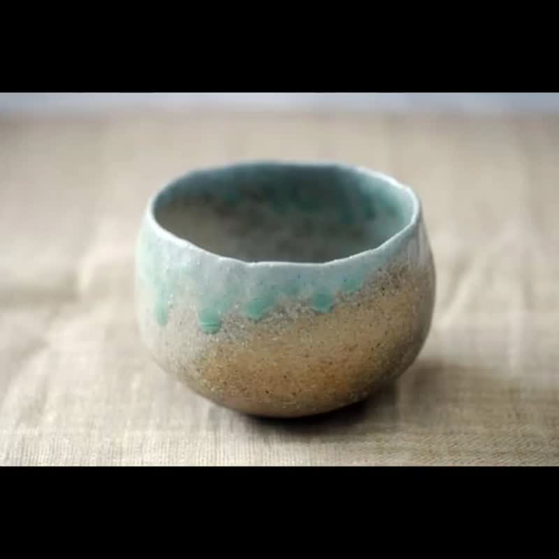 2 pieces set ・Sake cup with Teal and white sand beach ・Japanese tea cup ・Kiln deterioration level 3 - แก้วไวน์ - ดินเผา 