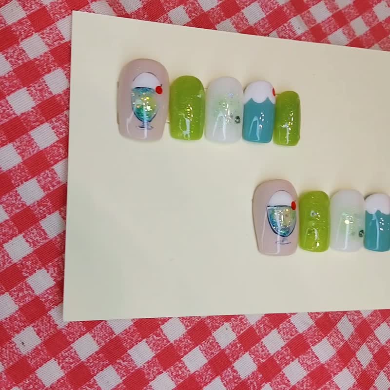 Soda/hand-painted/wearing nails/nail patches - Nail Polish & Acrylic Nails - Resin Multicolor