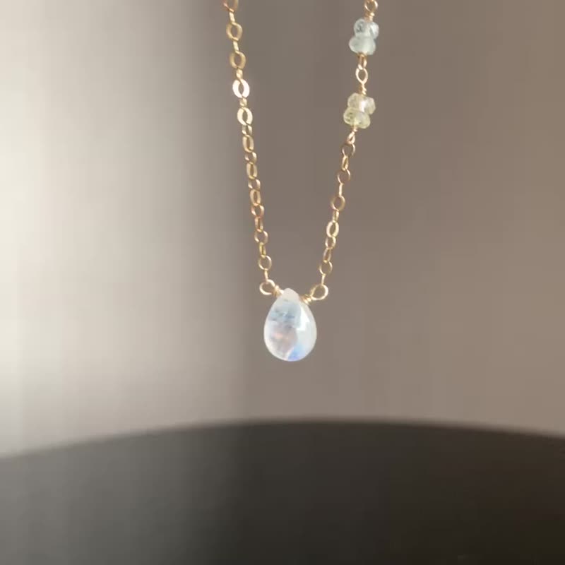 14KGF Rainbow Moonstone Necklace / Birthstone of June - Necklaces - Gemstone Multicolor