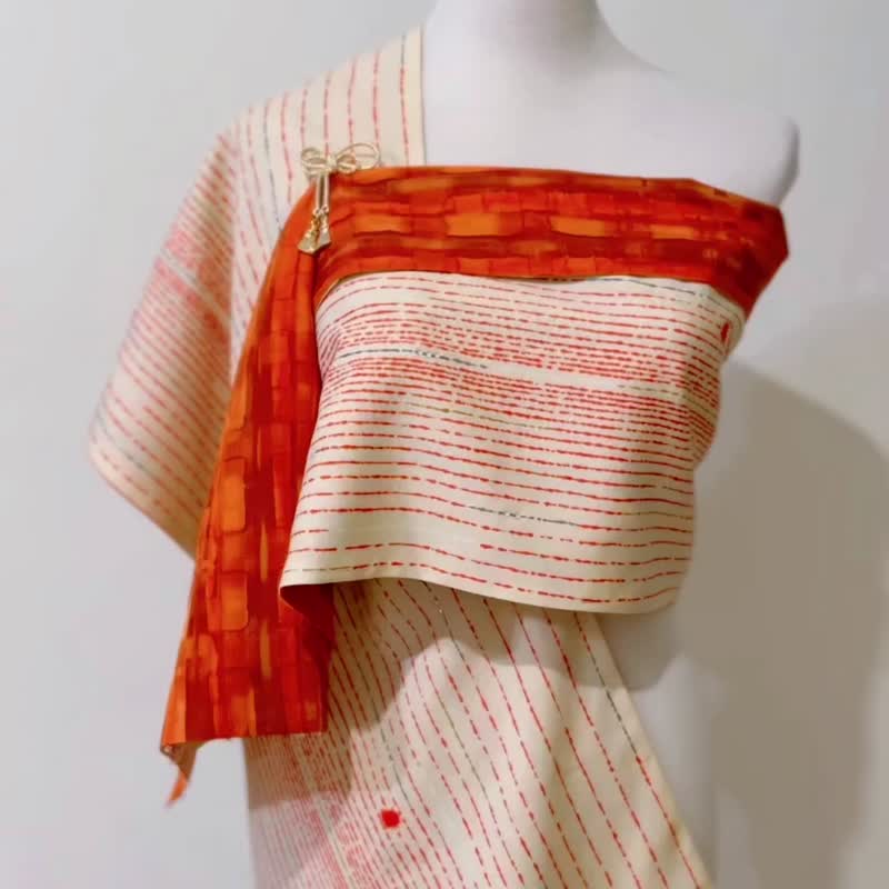 Purely handmade orange silk watercolor hand-painted wool geometric lines dots contrasting color scarf and shawl - ผ้าพันคอถัก - ผ้าไหม สีส้ม