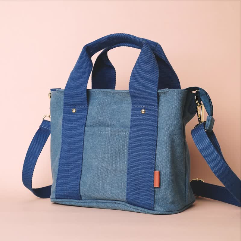 3.0 Zipper Upgraded Version Japan Synchronous Multi-compartment Thick Pound Canvas Dual-purpose Tote Bag MISA Gray/Green - กระเป๋าถือ - ผ้าฝ้าย/ผ้าลินิน สีเทา