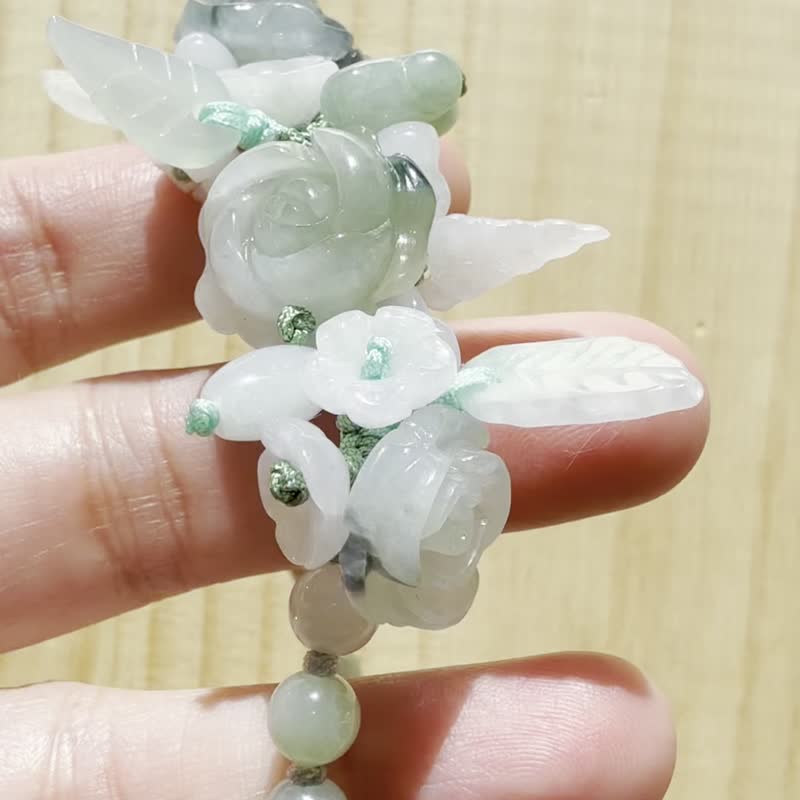 手工編織翡翠手鍊 — 柔光綠葉 - 手鍊/手環 - 玉石 綠色