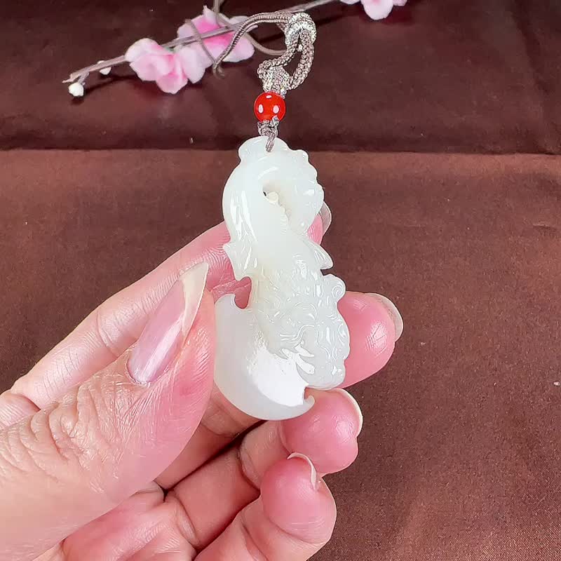 秒殺價 天然新疆和田玉羊脂玉府上有龍吊墜 玉質細膩 - 吊飾/掛飾 - 玉石 