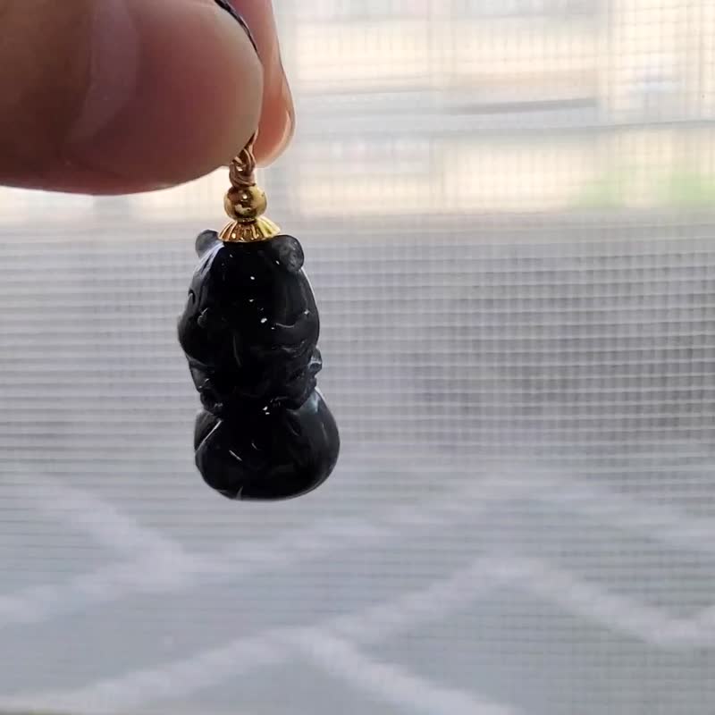 【親翠】天然翡翠 冰黑度很夠的烏雞錢袋老虎皮繩鎖骨鏈 生肖 虎 - 項鍊 - 玉石 黑色