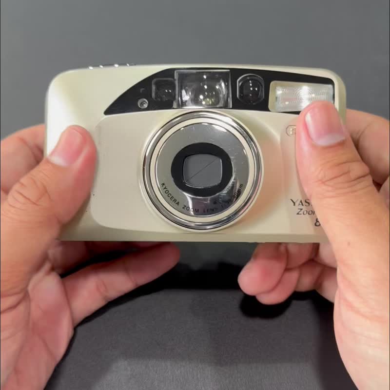 135 film Yashica ZoomMate 80 zoom point-and-shoot camera film camera film 85% ne - Cameras - Plastic Gold