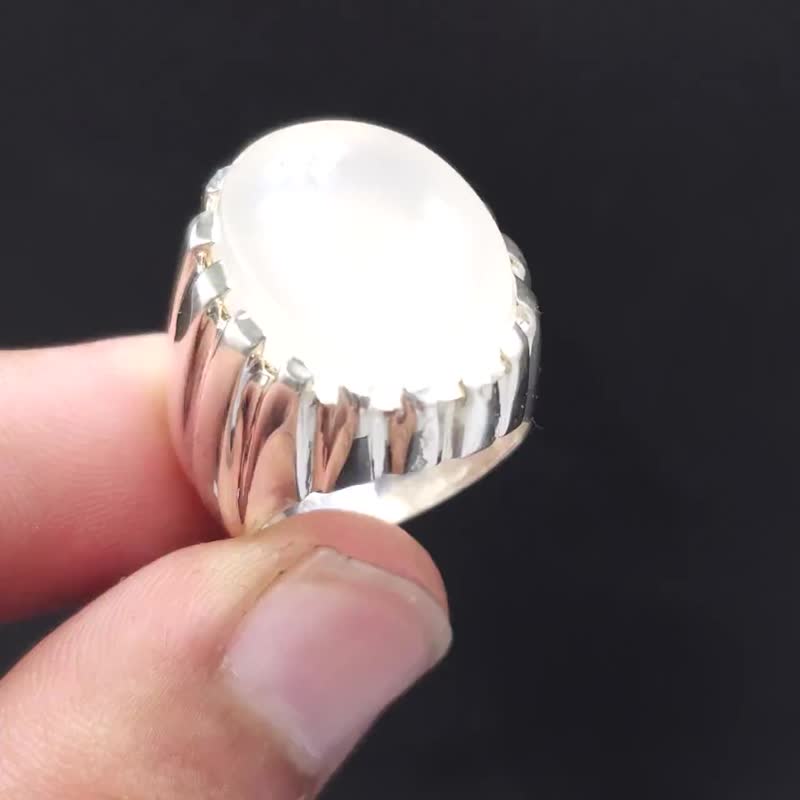 Natural Aqeeq Silver Ring, Silver Handmade Jewelry, White Aqeeq Natural White - 戒指 - 寶石 白色