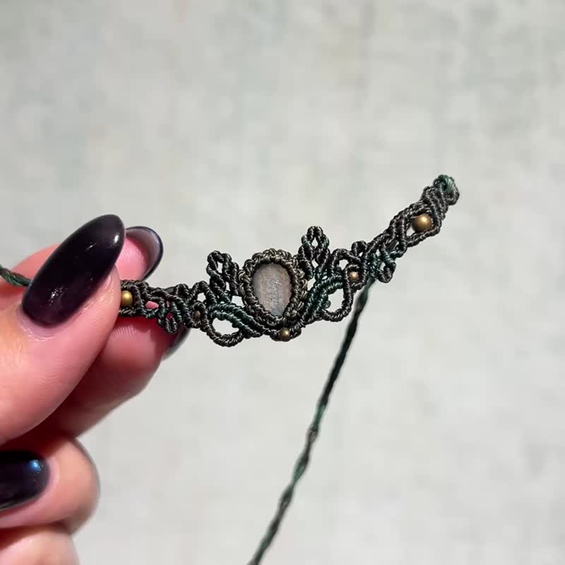 Crystoria Stone | Macrame | 南美蠟線 | 項鍊 | 藍光拉長石 - 項鍊 - 寶石 綠色