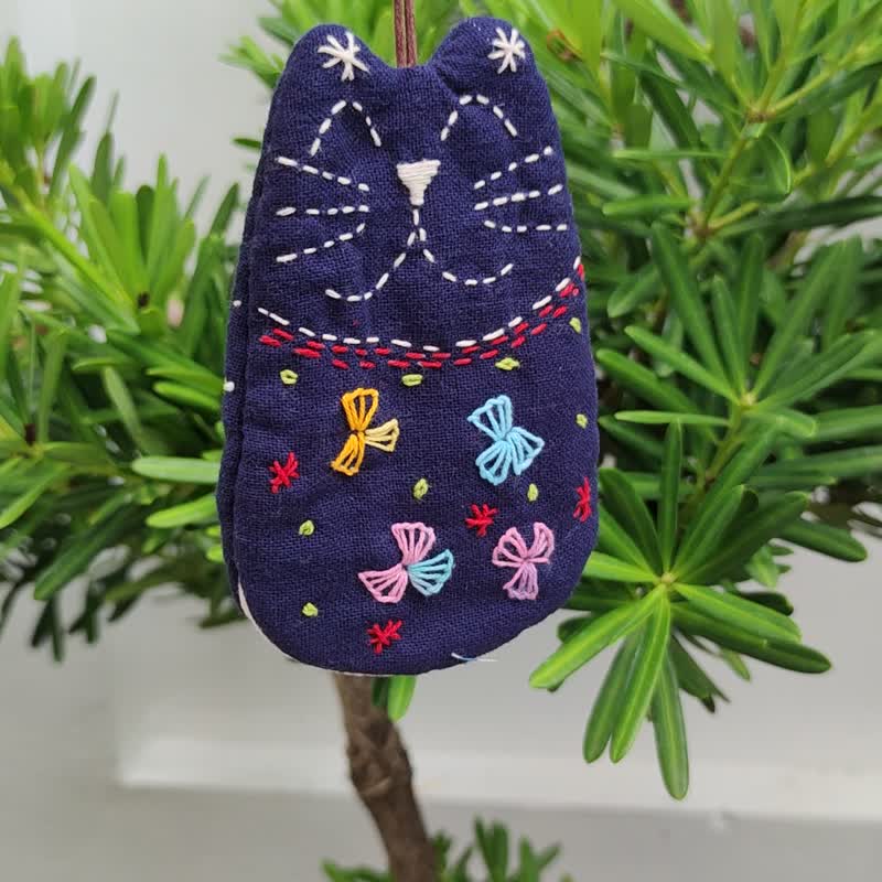 Handmade Key Chain Lucky Cat Windmill - 鑰匙圈/鑰匙包 - 棉．麻 藍色