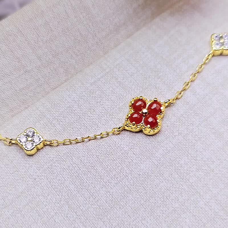 Lucky·Harmonious·Taisui | Macaron Red | Burmese Jade Unfired Red Jade Sterling Silver Four-leaf Clover Bracelet - สร้อยข้อมือ - หยก 