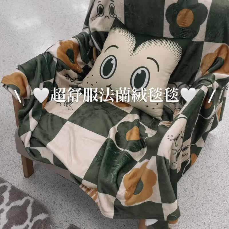 Customized blanket, super comfortable flannel blanket, air-conditioning blanket - ผ้าห่ม - วัสดุอื่นๆ ขาว