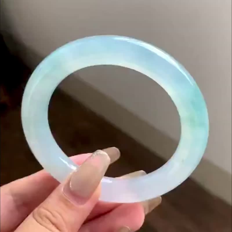 冰種翡翠天然翡翠玉鐲A玉手鐲 玉鈪 • 冰種粉藍翡翠圓鐲 - 手鍊/手環 - 玉石 藍色