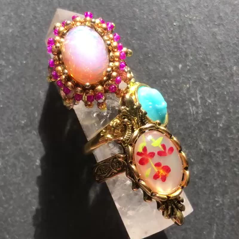 antique bijou ring/fire opal color - แหวนทั่วไป - ทองแดงทองเหลือง สึชมพู