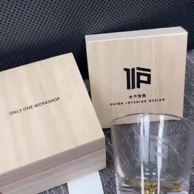 創意刻字威士忌杯 客製化富士山杯 客製玻璃杯刻字 附木盒 - 杯/玻璃杯 - 玻璃 白色