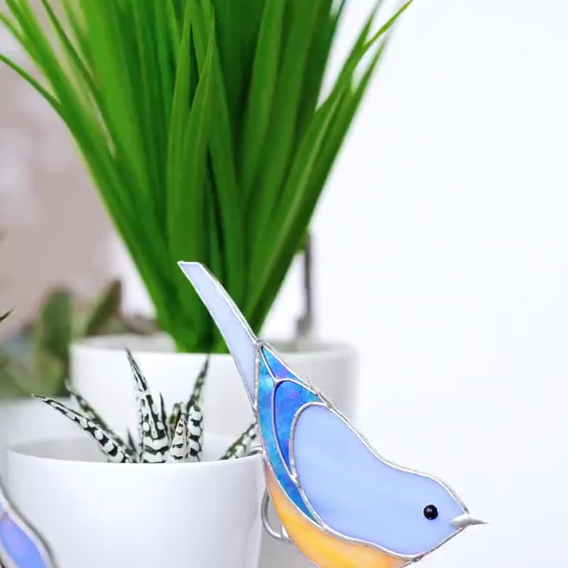 Bluebird stained glass suncatcher planter decor Mother's Day gift - ตกแต่งต้นไม้ - แก้ว สีน้ำเงิน