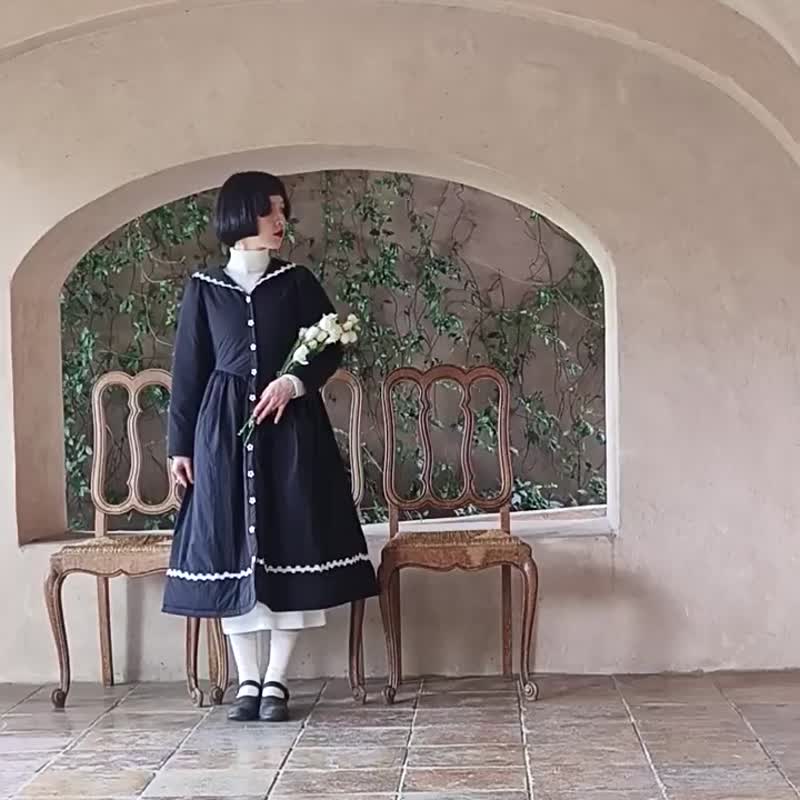 黑色 系少女V領花邊排扣洋裝外套 繫帶收腰棉服連衣裙 冬季裙子 - 女大衣/外套 - 其他人造纖維 黑色