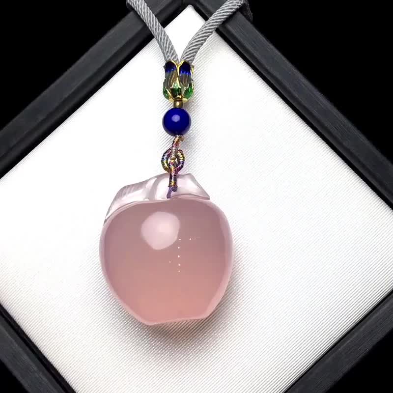 粉晶 題材 蘋果 寓意蘋果寓意平平安安 規格35*31*26mm - 吊飾/掛飾 - 水晶 