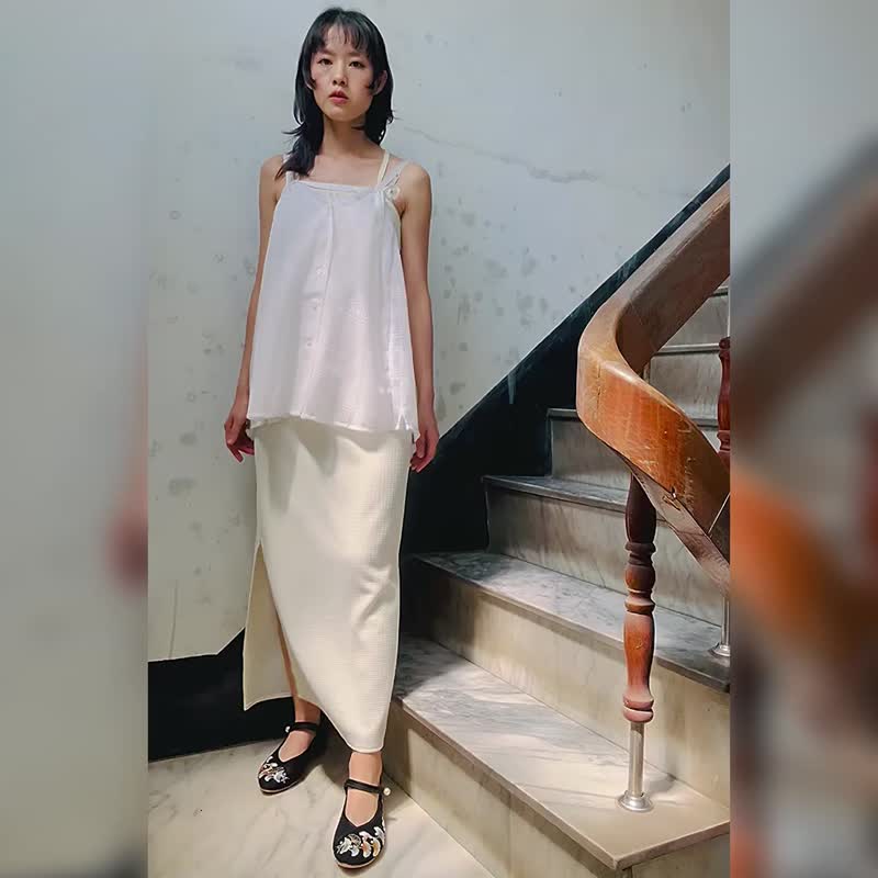 純真蝴蝶結背心【日本古董衣改製】永續是最奢華的精品 - 背心/無袖上衣 - 聚酯纖維 白色