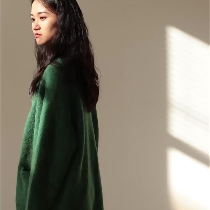 Pine Green 2 Colors Alpaca Peru Alpaca Cardigan Herbalife Loose Soft Waxy Knit Sweater Jacket - สเวตเตอร์ผู้หญิง - ขนแกะ สีเขียว