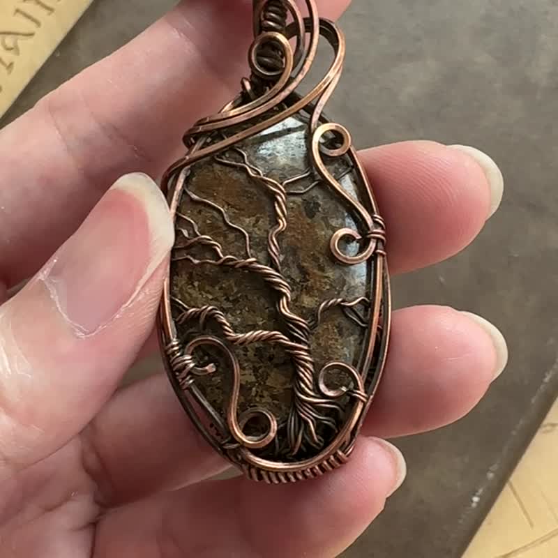 WW329 全手工編織繞銅線復古做舊wire wrap 古銅輝石生命之樹吊咀 - 項鍊 - 銅/黃銅 咖啡色