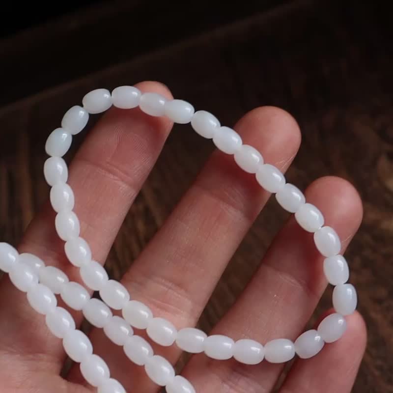 天然和田玉小米珠手鏈鎖骨鏈 羊脂白玉脂份細膩 女生禮物平安喜樂 - 項鍊 - 玉石 