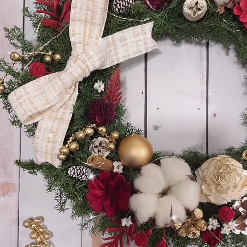 | Little Dreamland Floral Arrangement | Christmas Dreamland. Permanent cedar wreath Christmas wreath Christmas wreath - Dried Flowers & Bouquets - Plants & Flowers White