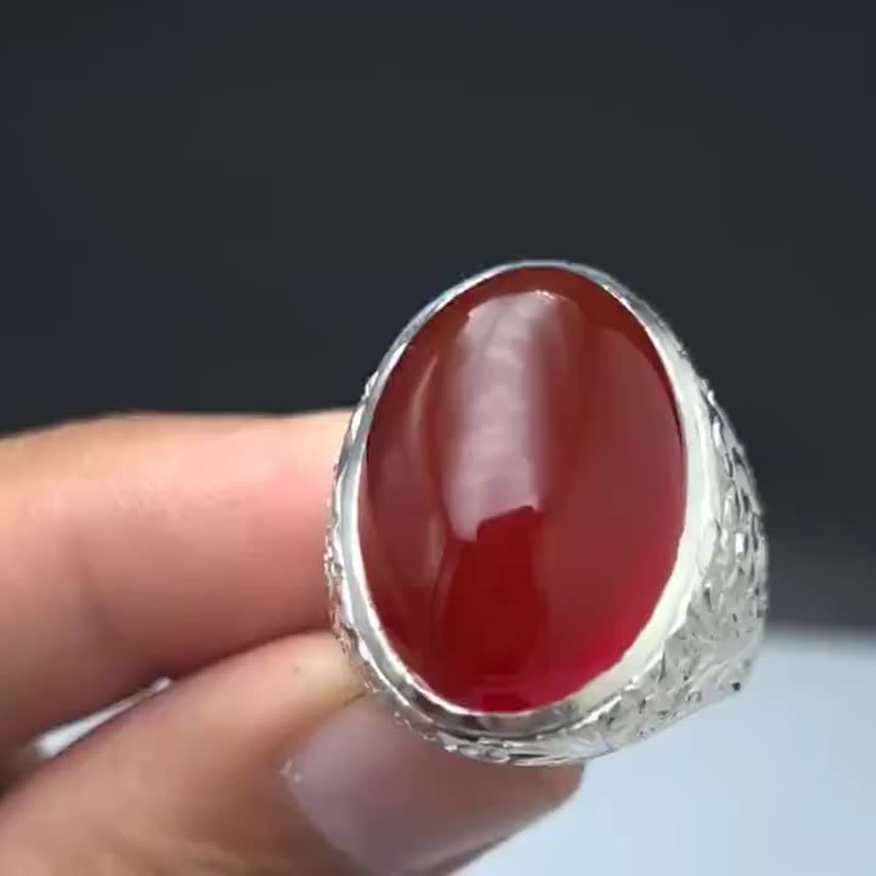 Mens Yemeni Aqeeq Ring Deep Blood Red Yamni Agate Ring For Men Natural Agate - 戒指 - 寶石 紅色