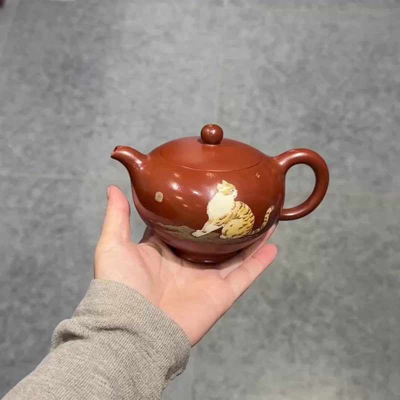 婉燈 全手工  容量300cc朱泥作品豐潤俊美線條流暢 - 茶壺/茶杯/茶具 - 陶 