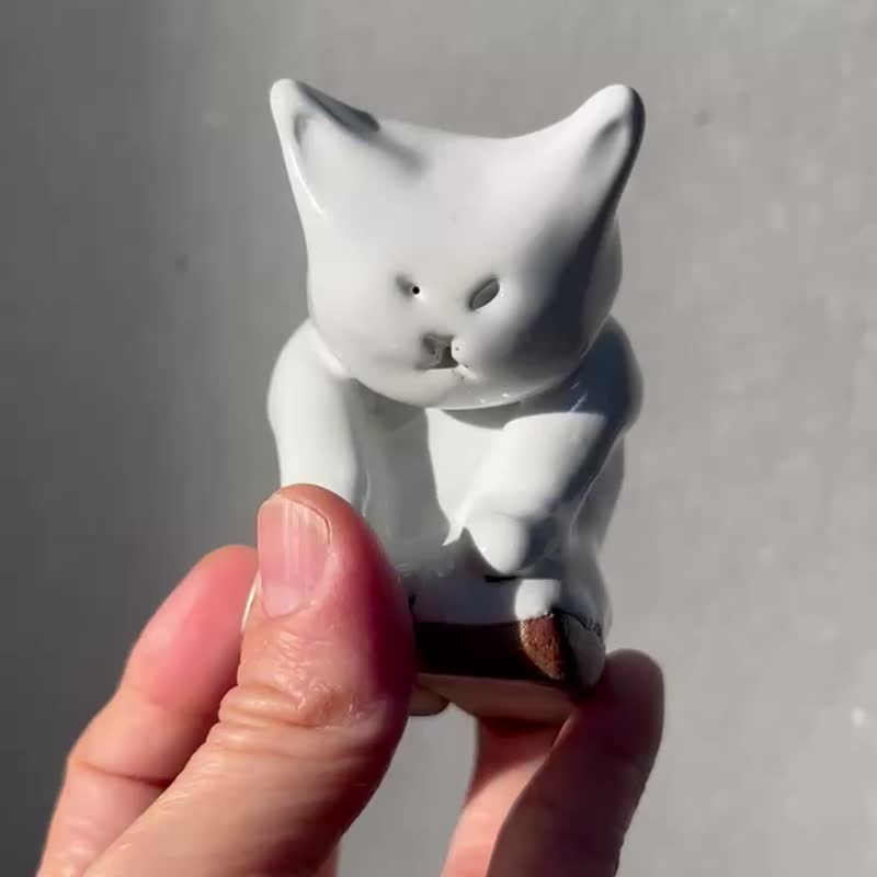 思咪媽線 / 貓貓陶偶 - 擺飾/家飾品 - 陶 白色